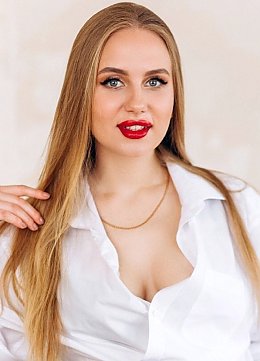 Kateryna Poltava 1593373