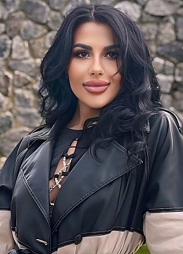 Luiza Kharkiv 1685596