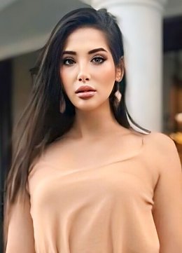 Carolynn Cali 1720375