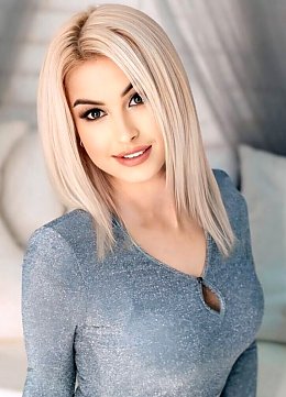Anna Odesa 1850696