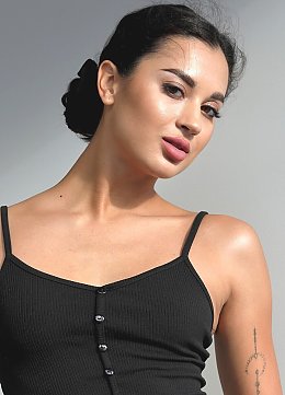 Viktoriia Kyiv 1880344