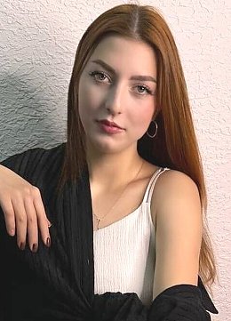 Anna Odesa 1892540