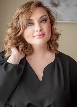 Olga Kyiv 1896738
