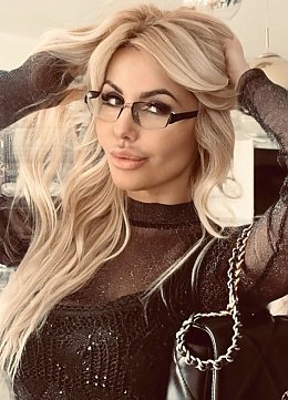 Oksana Berlin 1905555