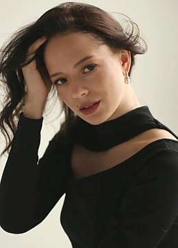 Iryna Kremenchug 1906895