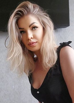 Oksana Lublin 1909930