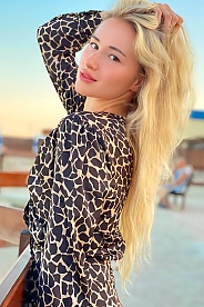 'russian women'