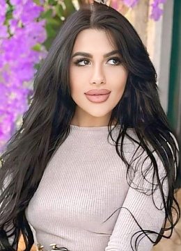 Luiza Kharkiv 1924513