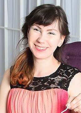 Yulia Nikolaev 438452