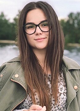 Ulyana Kherson 816675