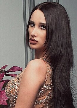 Anna Kharkiv 863620