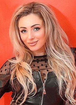 Yuliia Kharkiv 919556