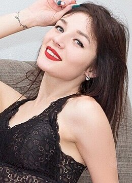 Daria Kharkov 948056